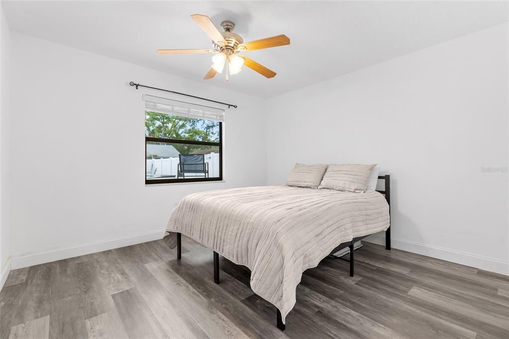 For Sale: $489,700 (3 beds, 2 baths, 1607 Square Feet)