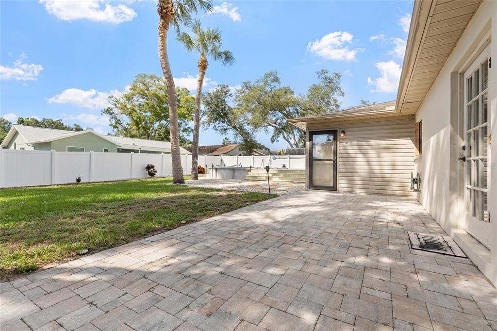 For Sale: $489,700 (3 beds, 2 baths, 1607 Square Feet)