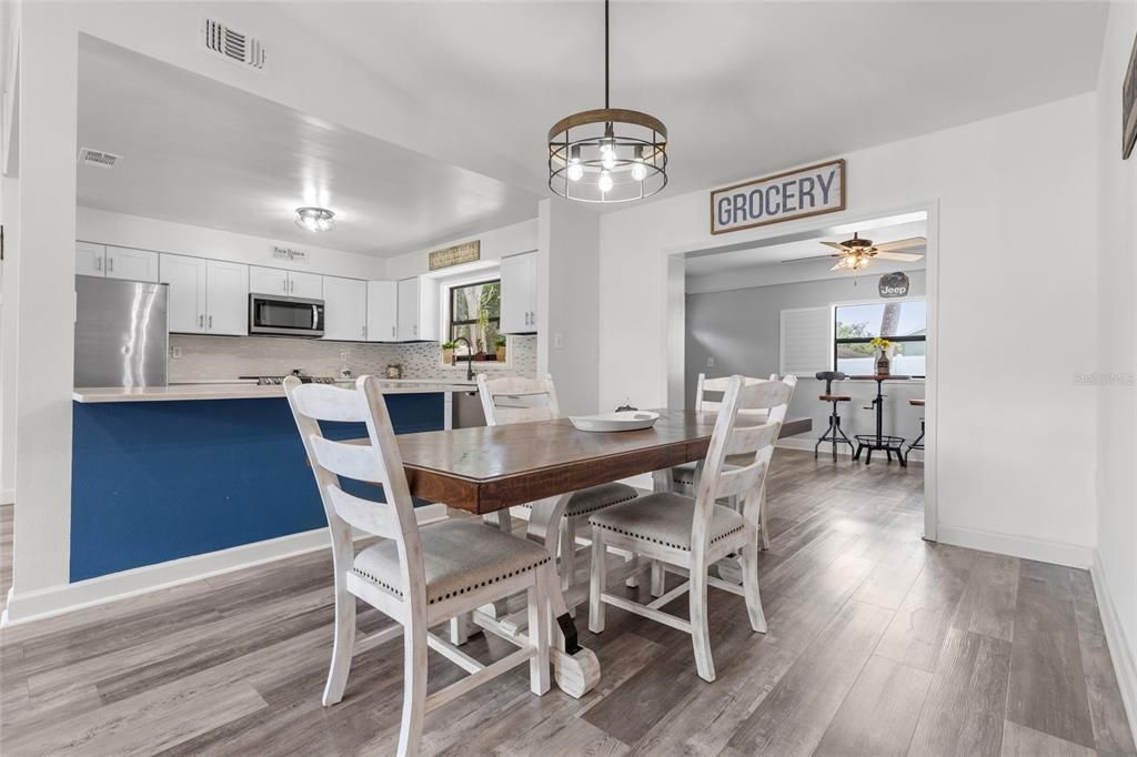 For Sale: $489,700 (3 beds, 2 baths, 1607 Square Feet)