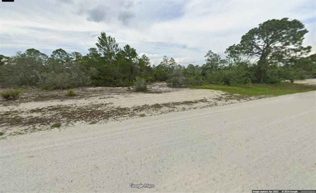 待售: $10,000 (0.23 acres)