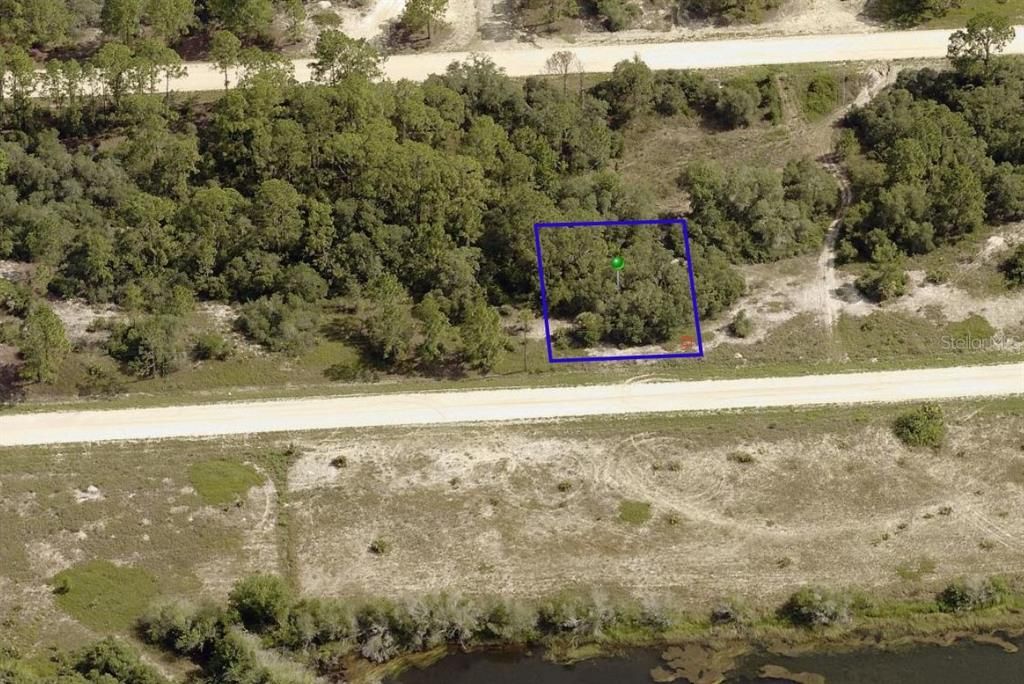 待售: $10,000 (0.23 acres)