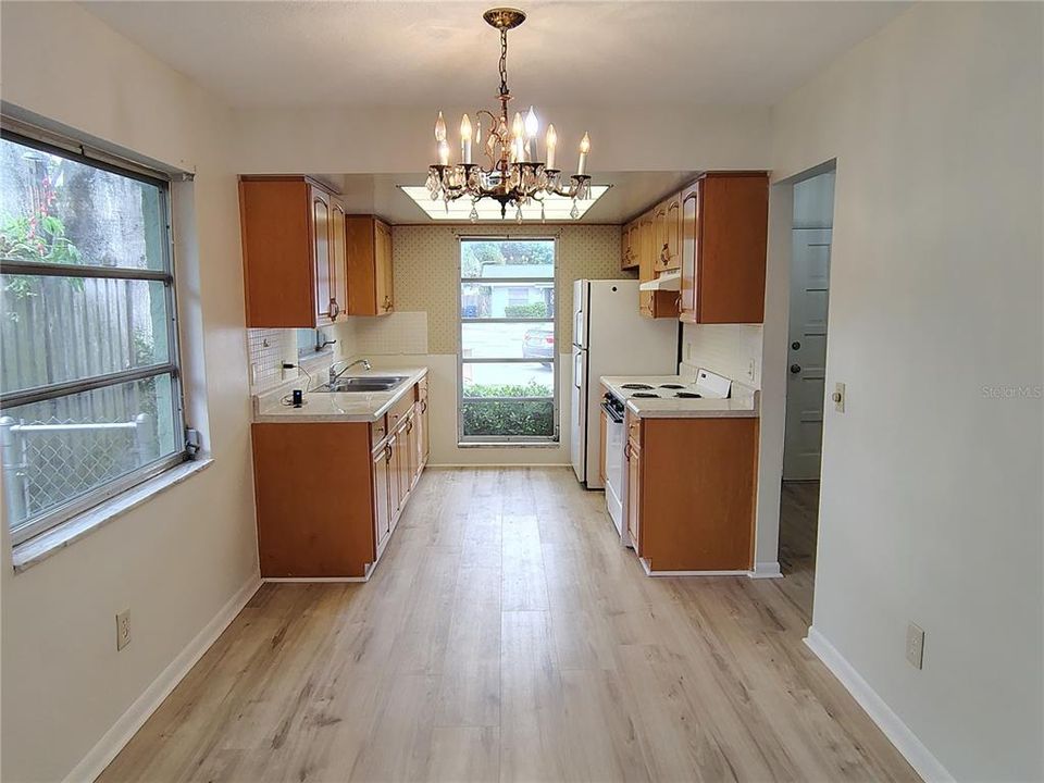 For Sale: $499,000 (4 beds, 0 baths, 2292 Square Feet)