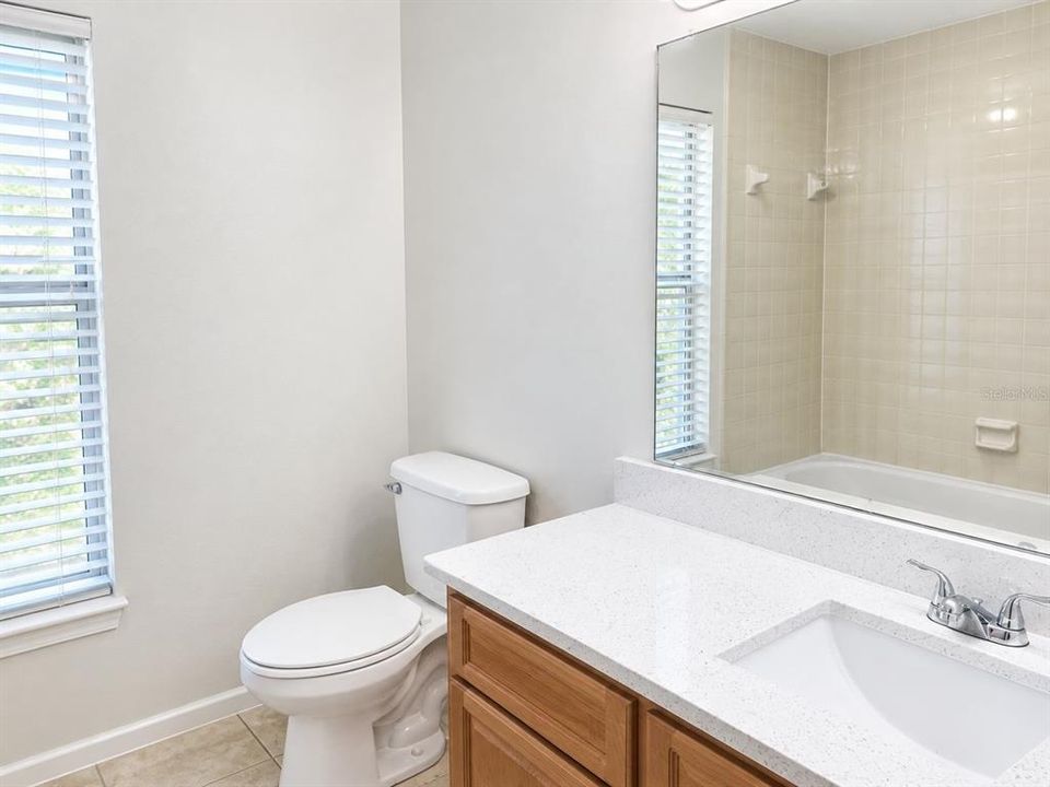 En Venta: $329,900 (3 camas, 2 baños, 1509 Pies cuadrados)