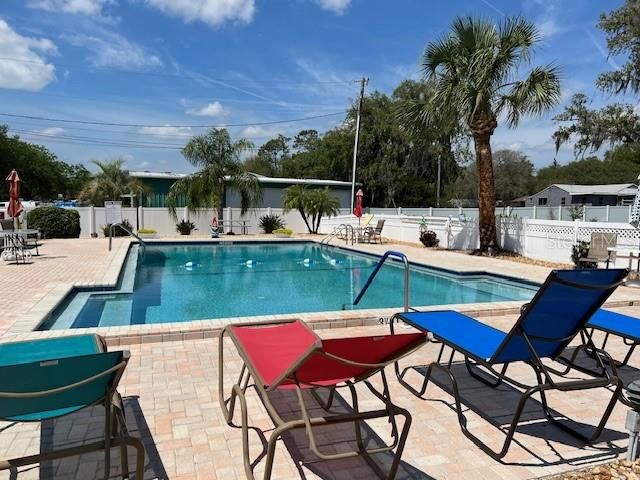 En Venta: $154,900 (2 camas, 2 baños, 1460 Pies cuadrados)