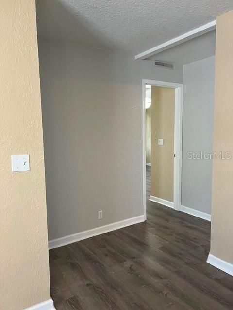 En Venta: $154,900 (2 camas, 2 baños, 1460 Pies cuadrados)