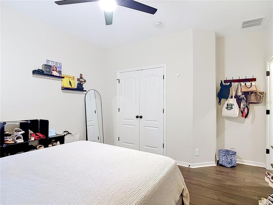 На продажу: $545,000 (5 спален, 3 ванн, 3540 Квадратных фут)