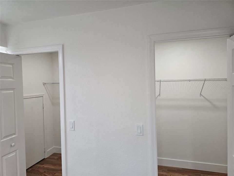 For Sale: $239,000 (2 beds, 2 baths, 1200 Square Feet)