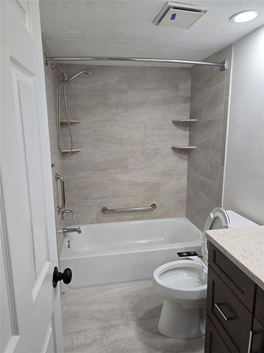 For Sale: $239,000 (2 beds, 2 baths, 1200 Square Feet)