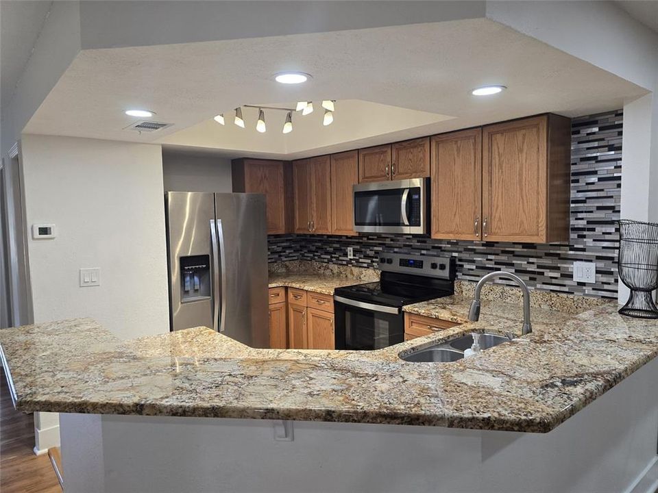 For Sale: $239,000 (2 beds, 2 baths, 1200 Square Feet)