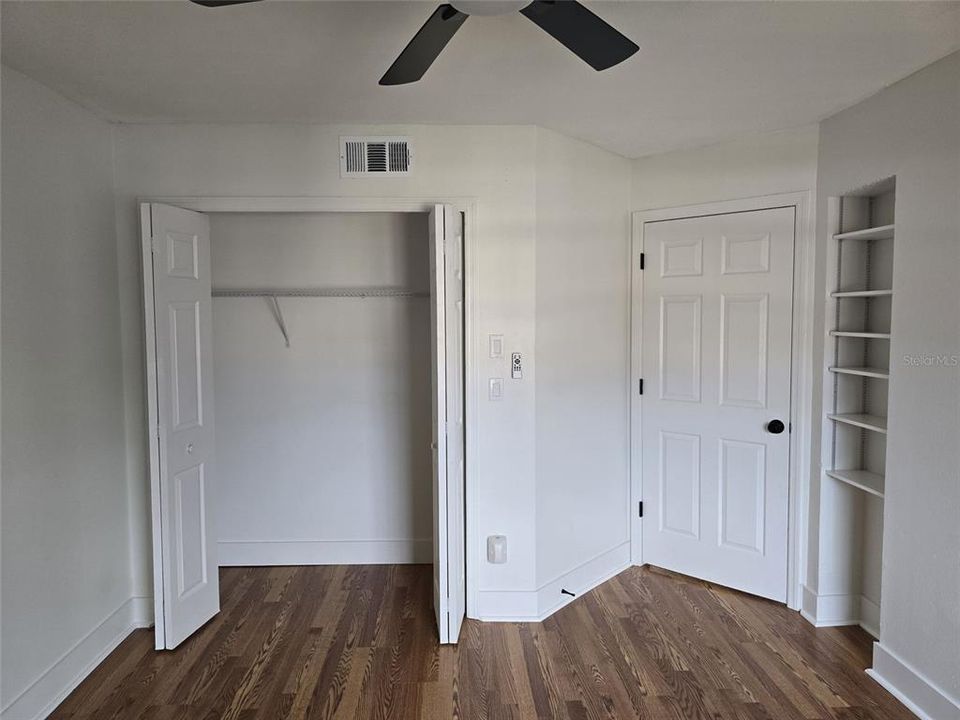 For Sale: $239,000 (2 beds, 2 baths, 1200 Square Feet)