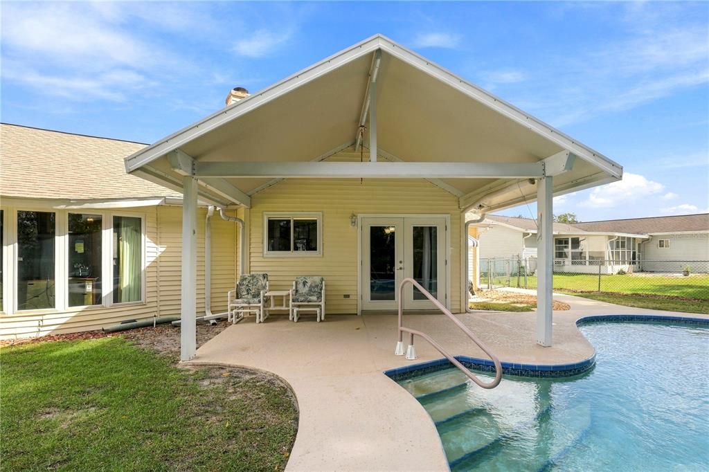 En Venta: $299,900 (3 camas, 2 baños, 1884 Pies cuadrados)