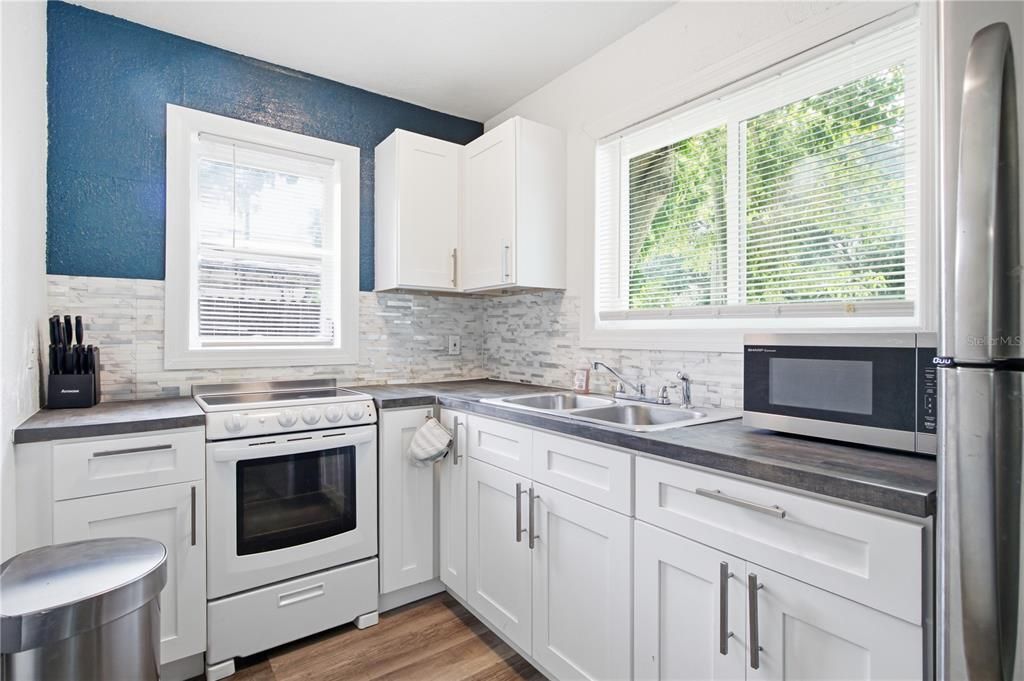 For Sale: $479,000 (0 beds, 0 baths, 1202 Square Feet)