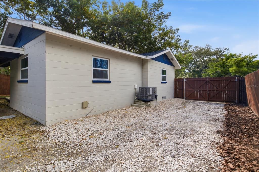 For Sale: $479,000 (0 beds, 0 baths, 1202 Square Feet)