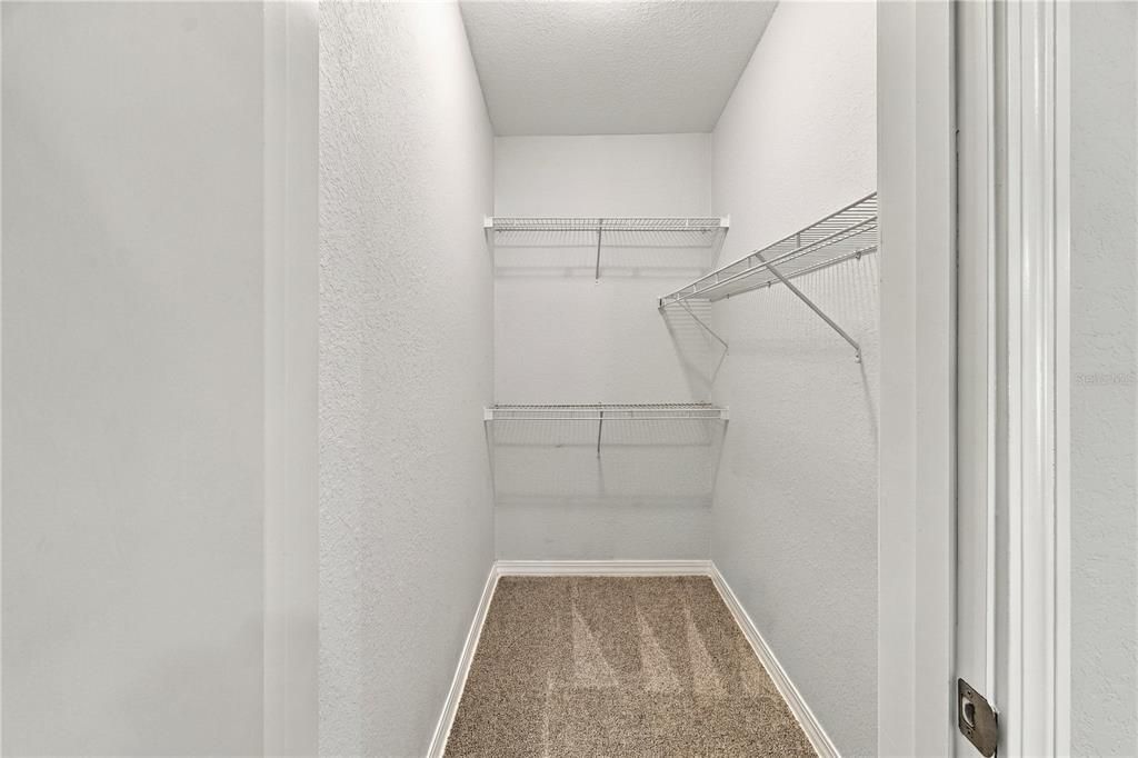 На продажу: $225,000 (3 спален, 2 ванн, 1800 Квадратных фут)