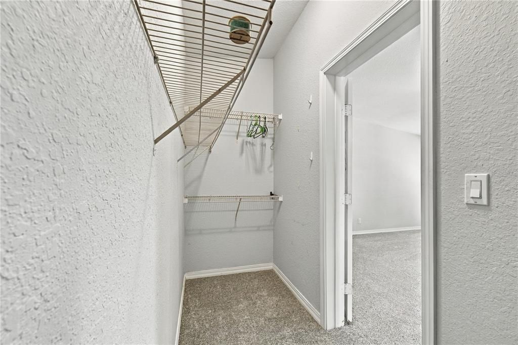 На продажу: $225,000 (3 спален, 2 ванн, 1800 Квадратных фут)