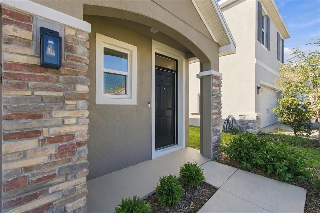 For Sale: $307,000 (3 beds, 2 baths, 1566 Square Feet)
