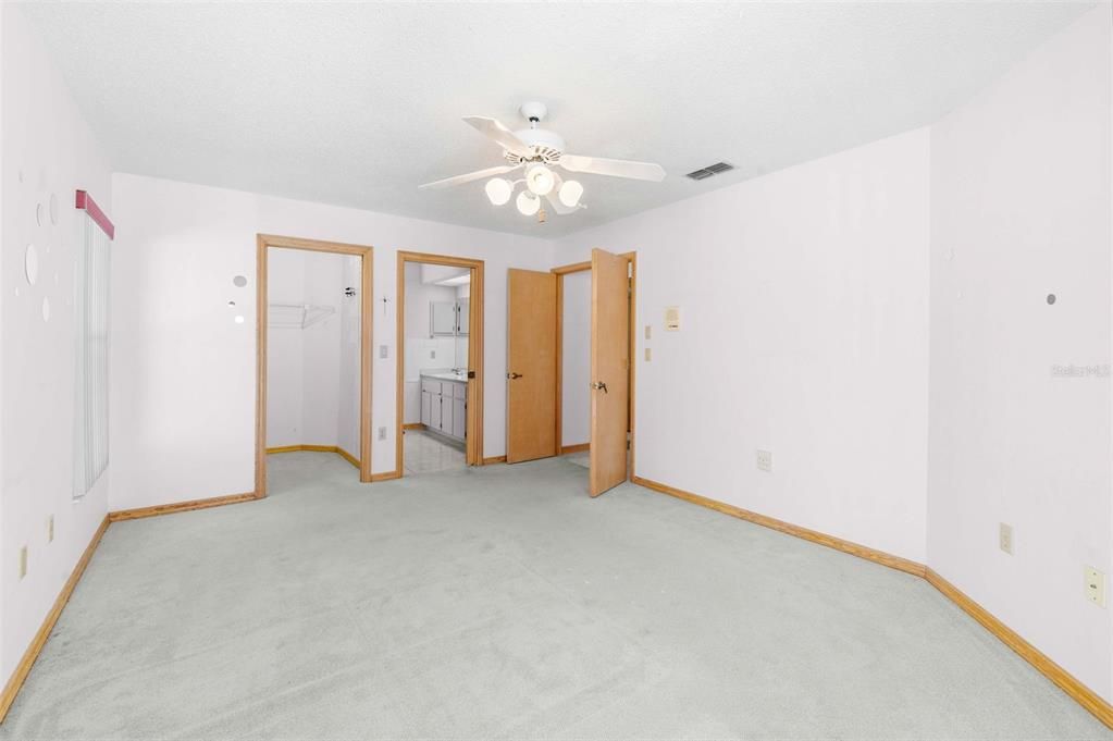 En Venta: $359,000 (3 camas, 2 baños, 1874 Pies cuadrados)