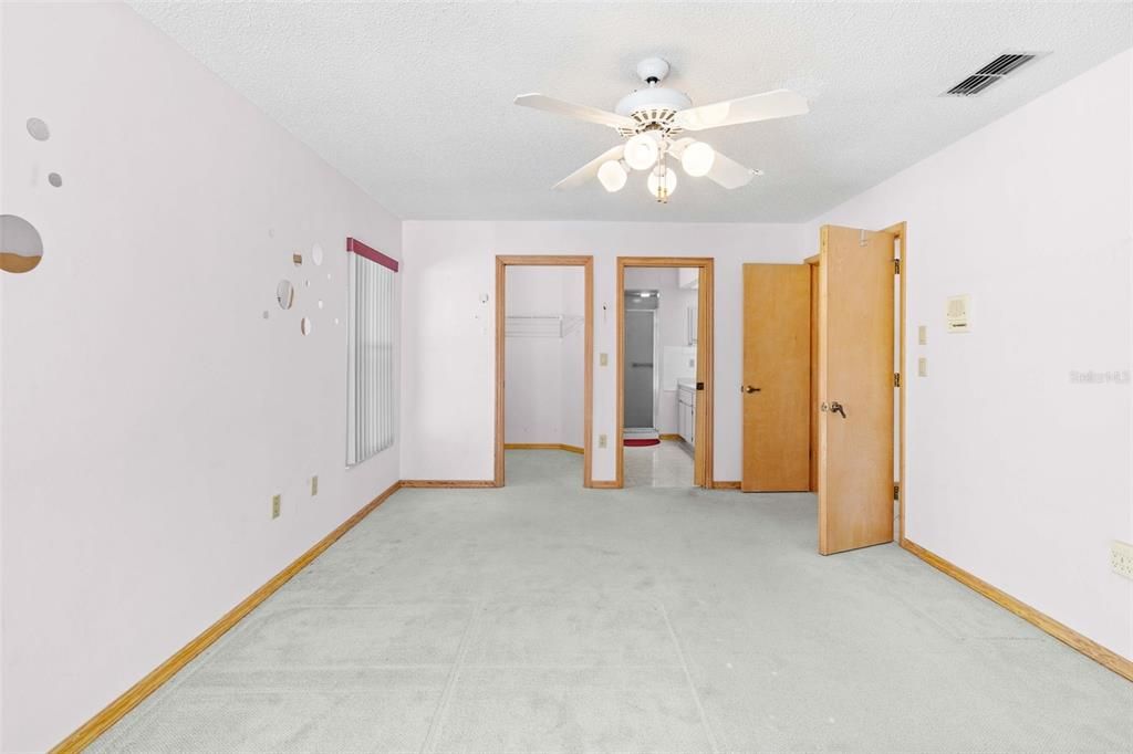 En Venta: $359,000 (3 camas, 2 baños, 1874 Pies cuadrados)