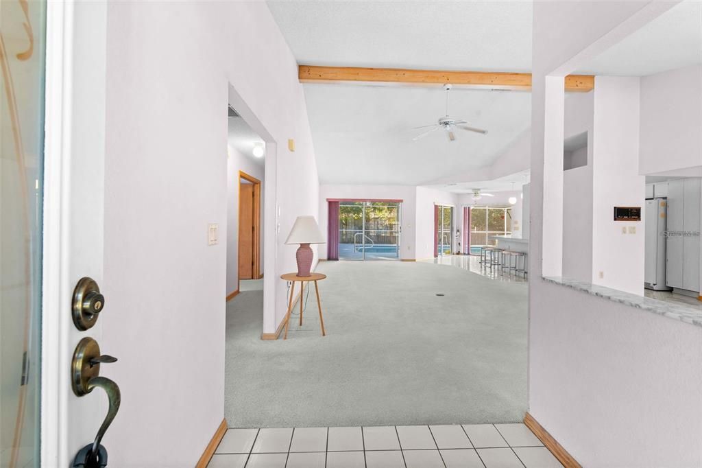 En Venta: $359,000 (3 camas, 2 baños, 1874 Pies cuadrados)