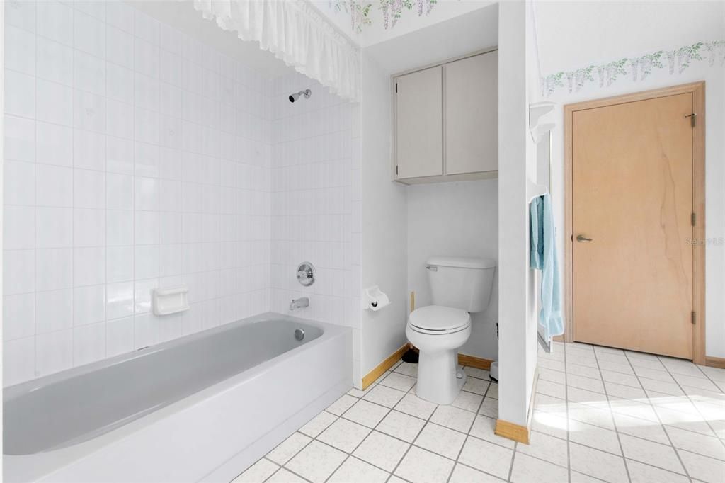 En Venta: $359,000 (3 camas, 2 baños, 1874 Pies cuadrados)