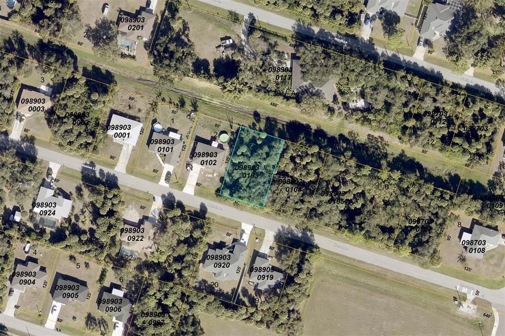 На продажу: $20,990 (0.23 acres)
