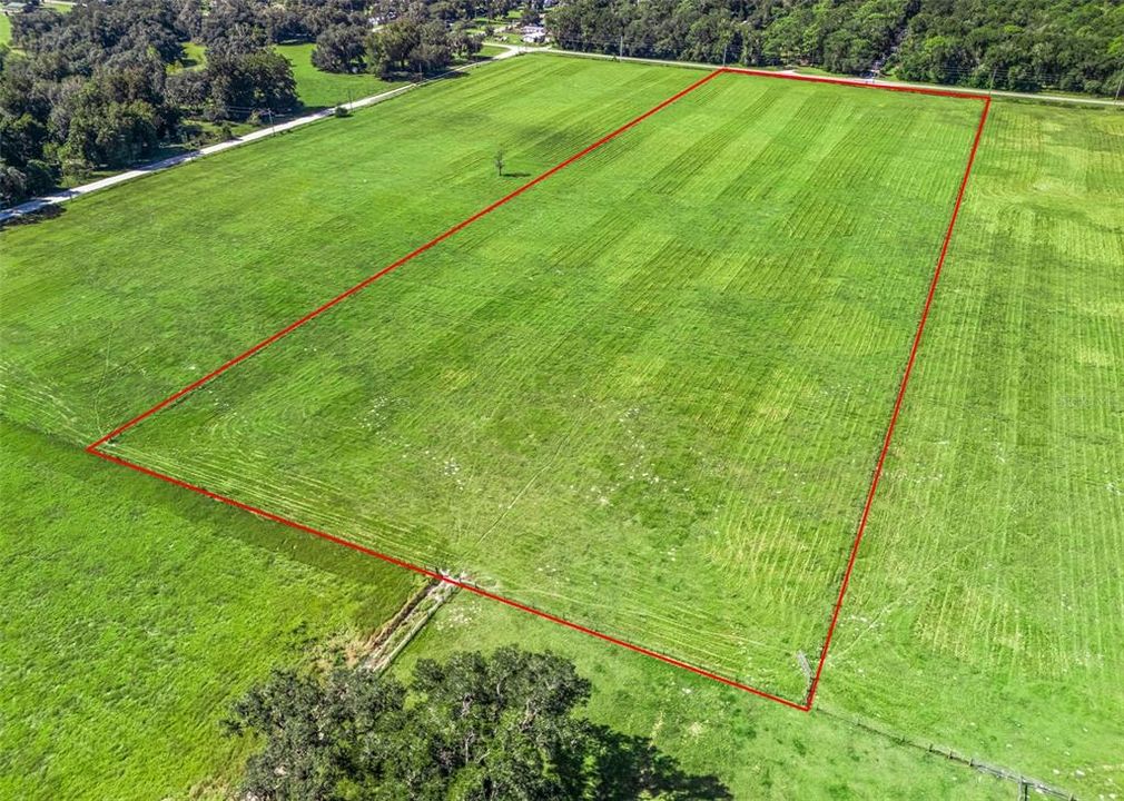 待售: $359,000 (12.34 acres)