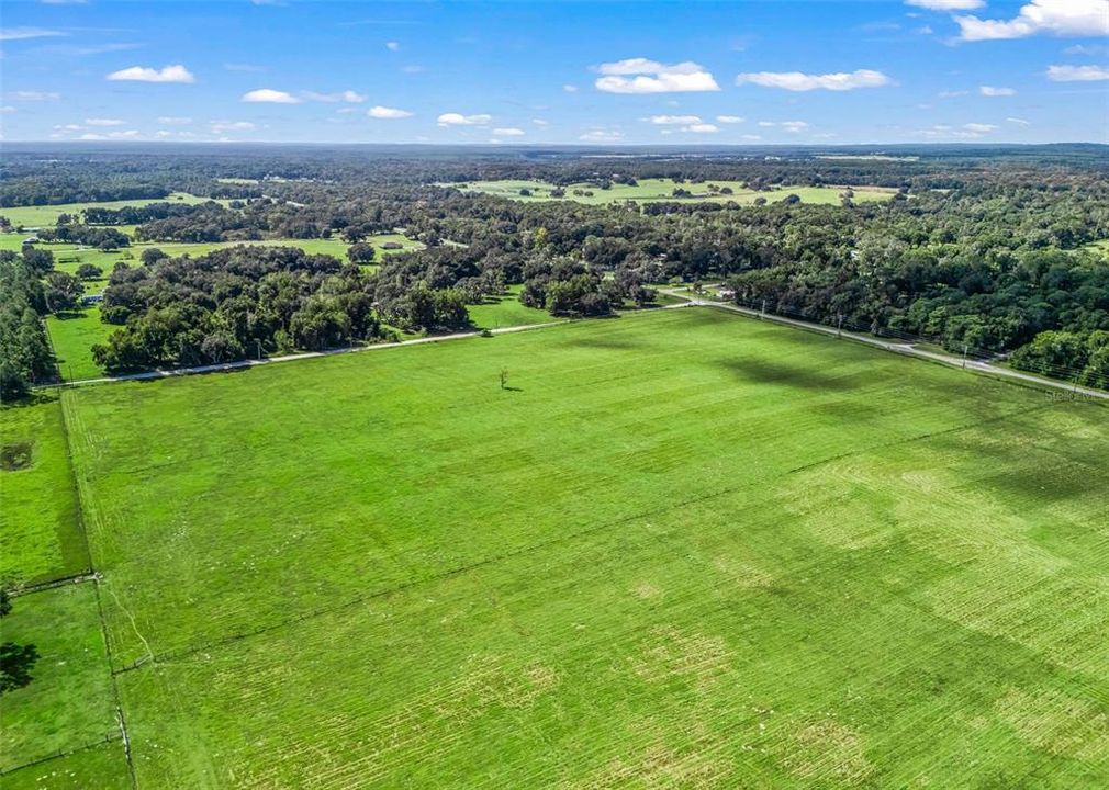 待售: $359,000 (12.34 acres)
