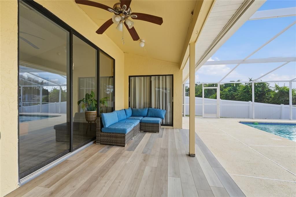 En Venta: $359,400 (3 camas, 2 baños, 1711 Pies cuadrados)