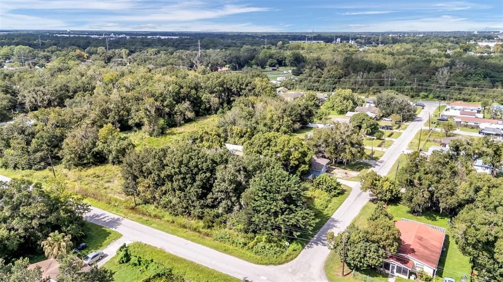 待售: $165,000 (2.60 acres)
