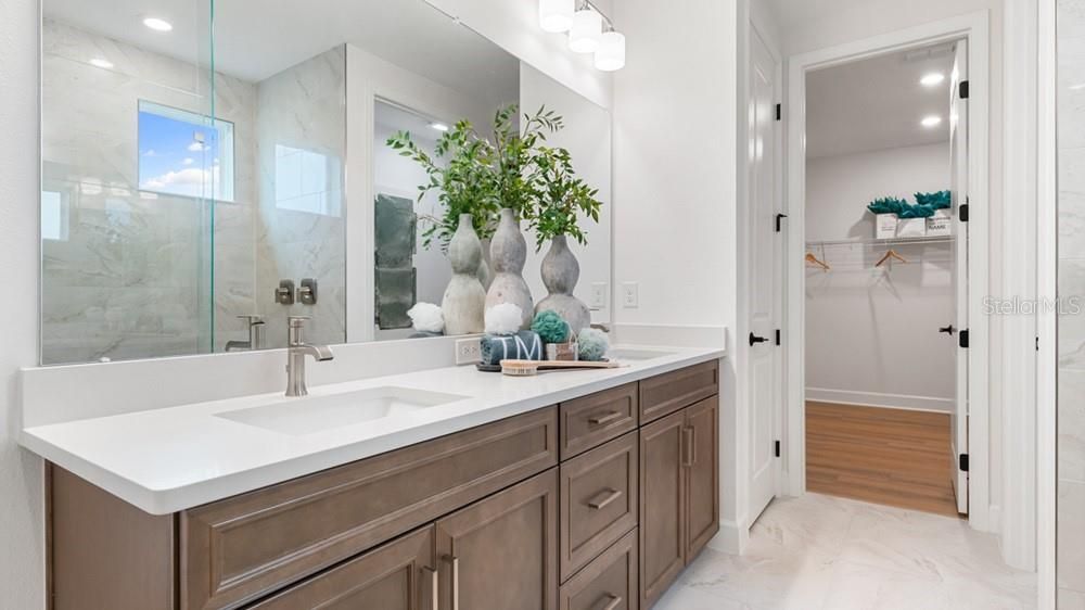For Sale: $539,779 (5 beds, 3 baths, 2911 Square Feet)