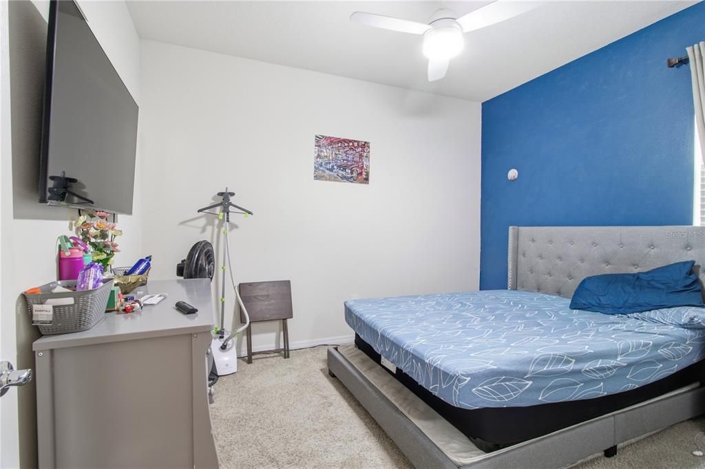 En Venta: $419,990 (4 camas, 2 baños, 2047 Pies cuadrados)