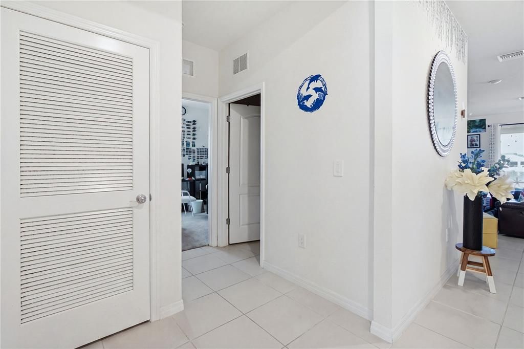 En Venta: $419,990 (4 camas, 2 baños, 2047 Pies cuadrados)