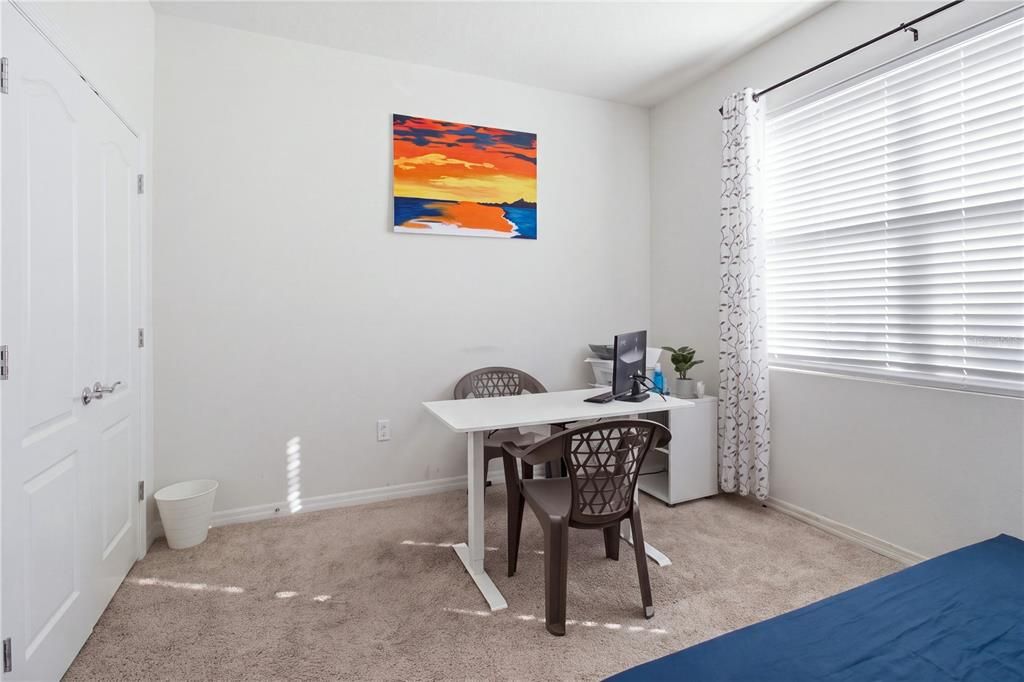 En Venta: $419,990 (4 camas, 2 baños, 2047 Pies cuadrados)