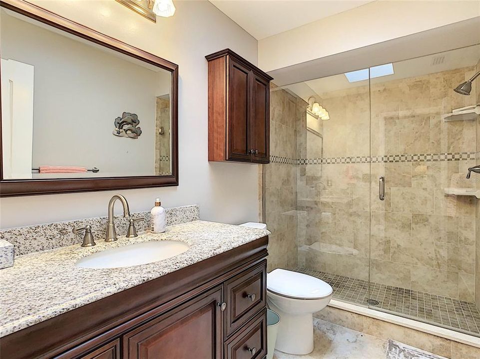 For Sale: $379,900 (2 beds, 2 baths, 1334 Square Feet)