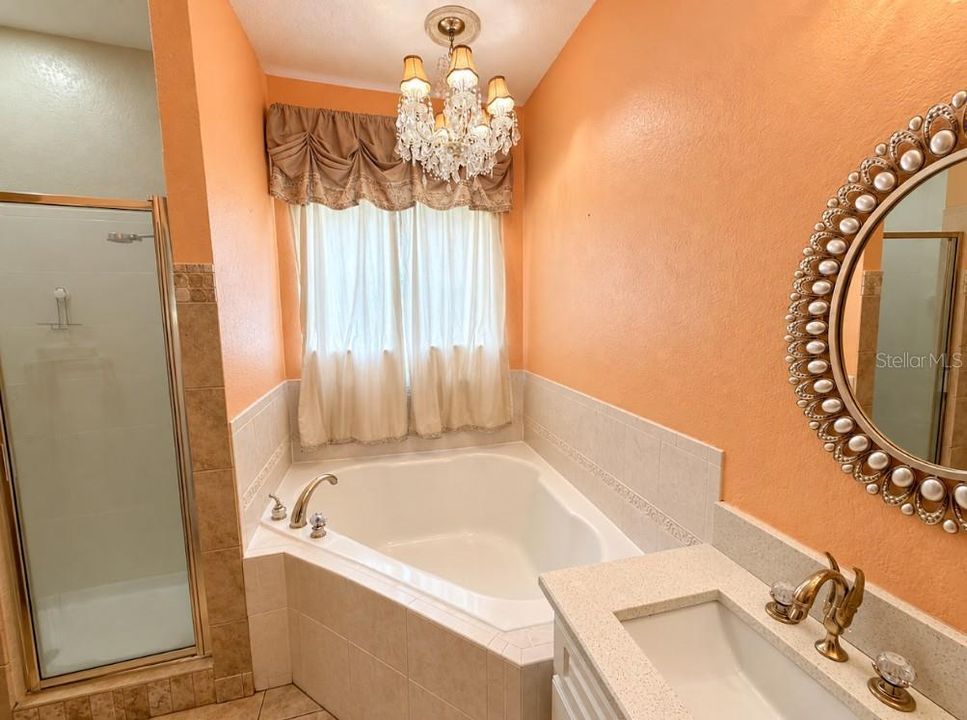 For Sale: $415,000 (3 beds, 2 baths, 2036 Square Feet)