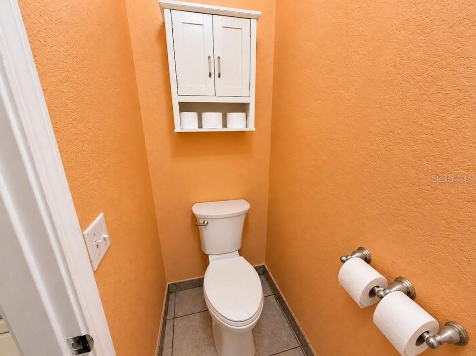 For Sale: $415,000 (3 beds, 2 baths, 2036 Square Feet)