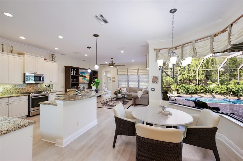 En Venta: $1,250,000 (3 camas, 2 baños, 3258 Pies cuadrados)