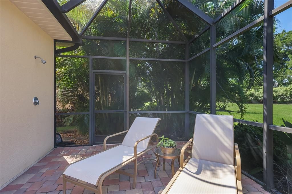 En Venta: $1,250,000 (3 camas, 2 baños, 3258 Pies cuadrados)