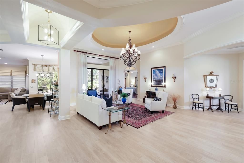 En Venta: $1,250,000 (3 camas, 2 baños, 3258 Pies cuadrados)