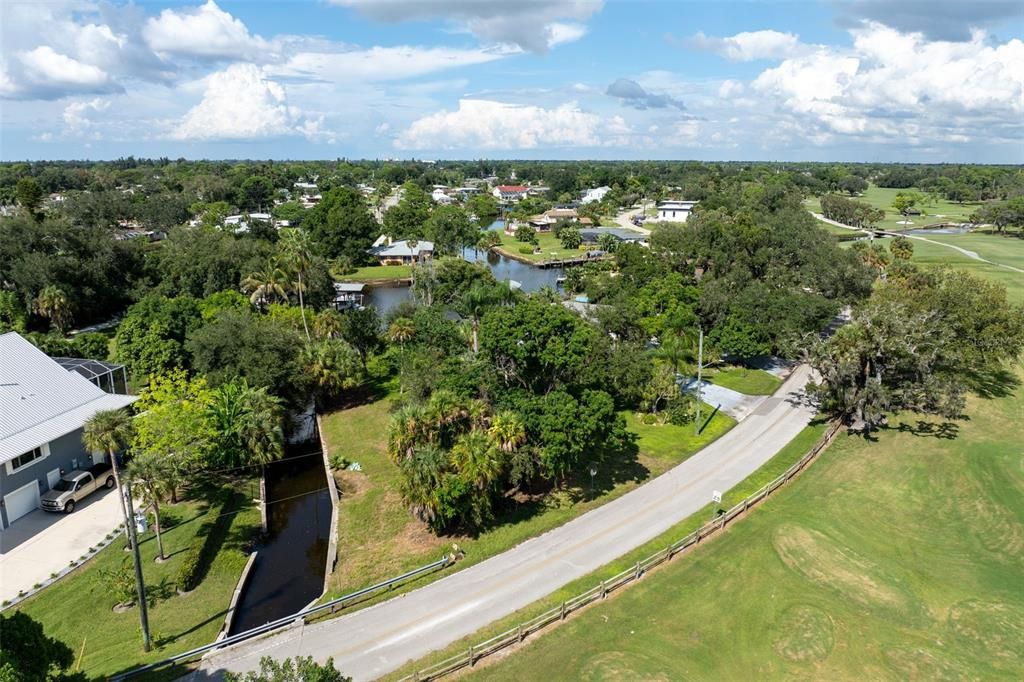 待售: $189,000 (0.26 acres)