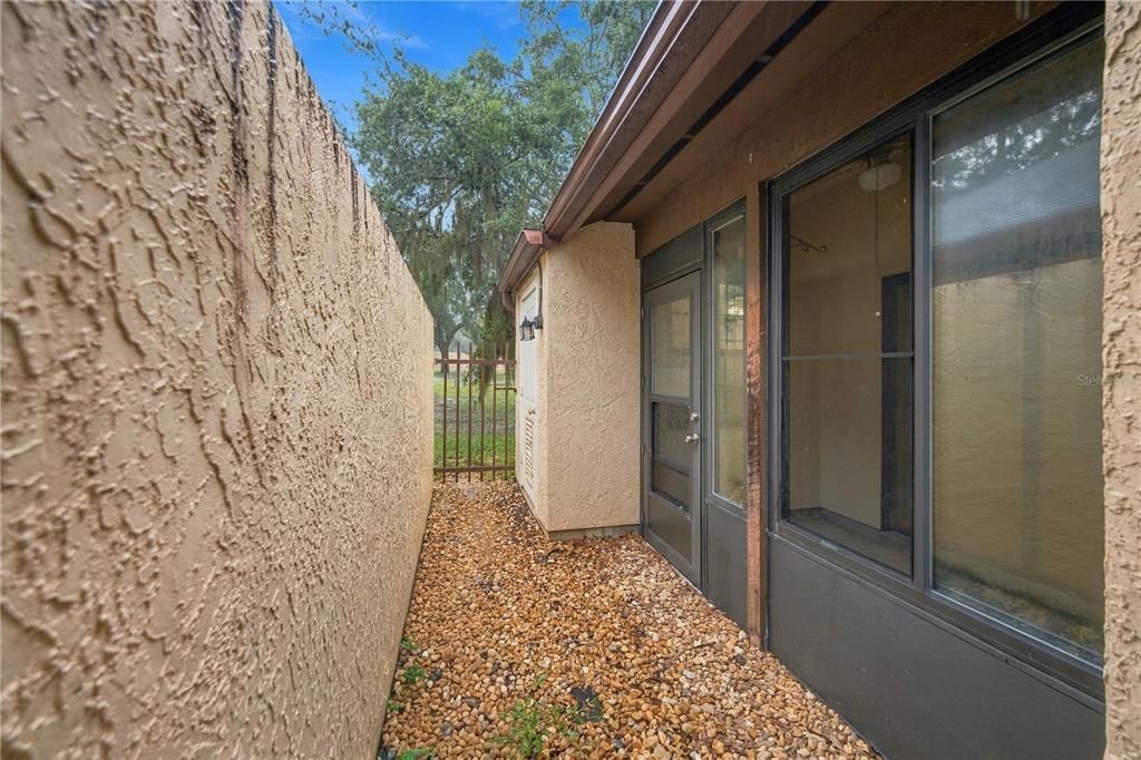 En Venta: $120,000 (2 camas, 2 baños, 832 Pies cuadrados)