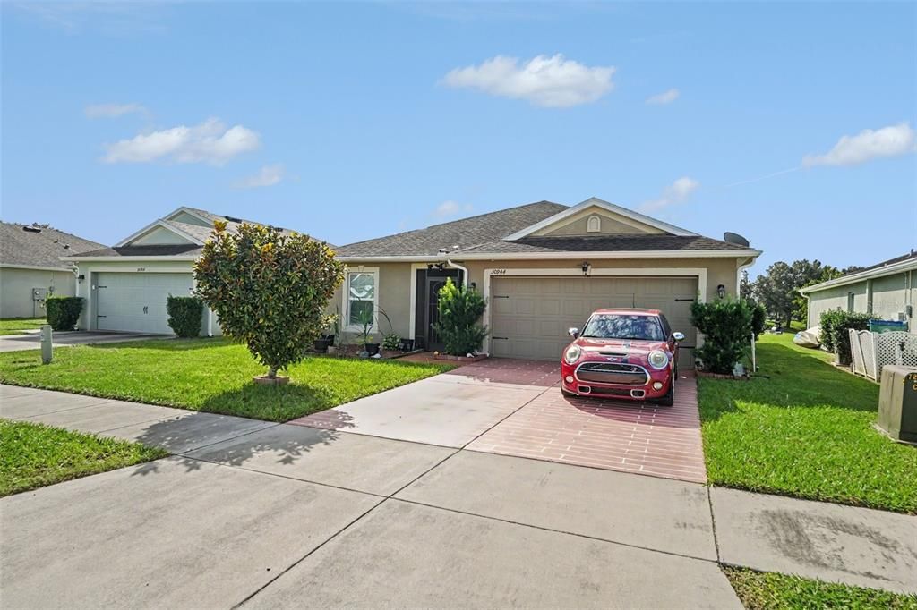 For Sale: $260,000 (3 beds, 2 baths, 1404 Square Feet)