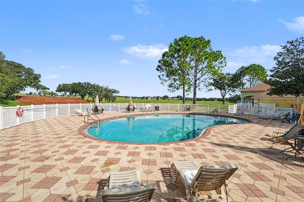 For Sale: $260,000 (3 beds, 2 baths, 1404 Square Feet)