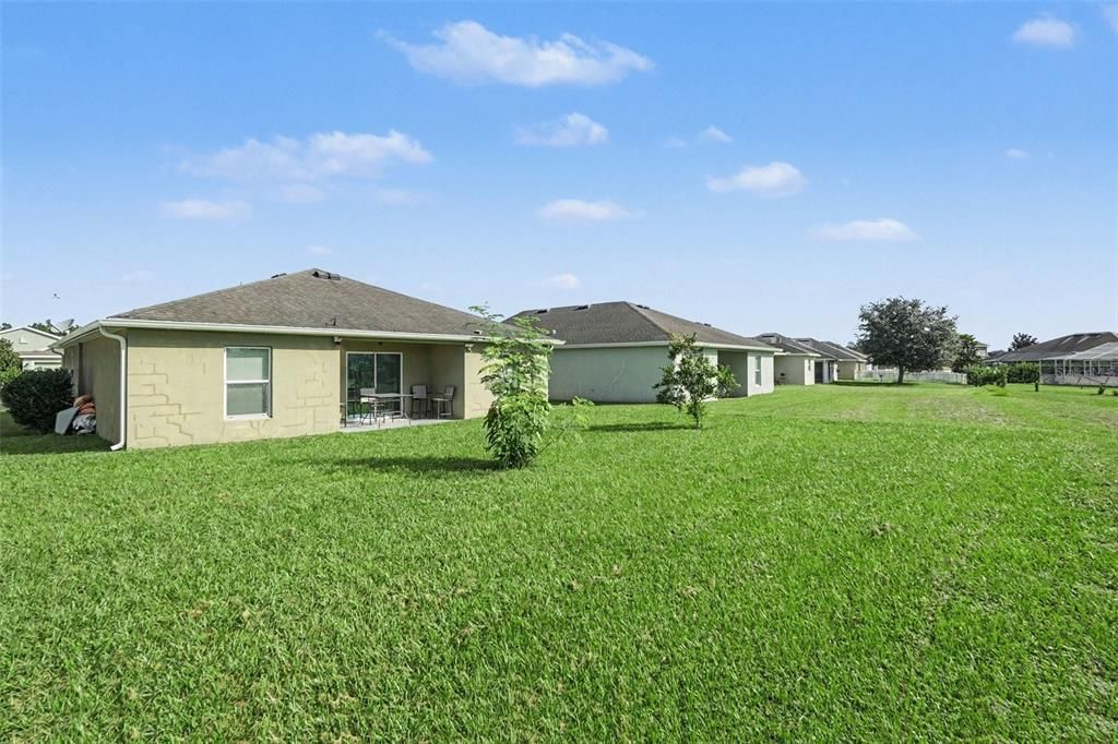 For Sale: $260,000 (3 beds, 2 baths, 1404 Square Feet)
