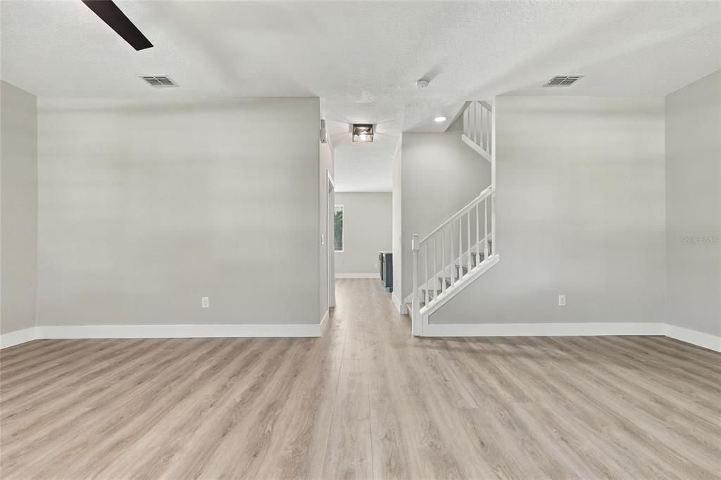 For Sale: $464,999 (3 beds, 2 baths, 1751 Square Feet)