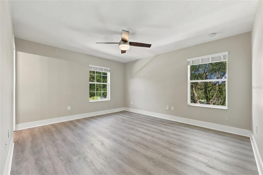 For Sale: $464,999 (3 beds, 2 baths, 1751 Square Feet)