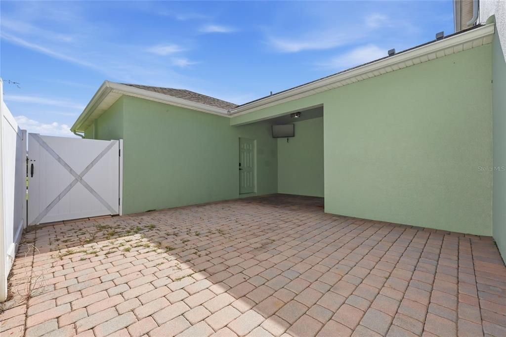 For Sale: $464,999 (3 beds, 2 baths, 1751 Square Feet)