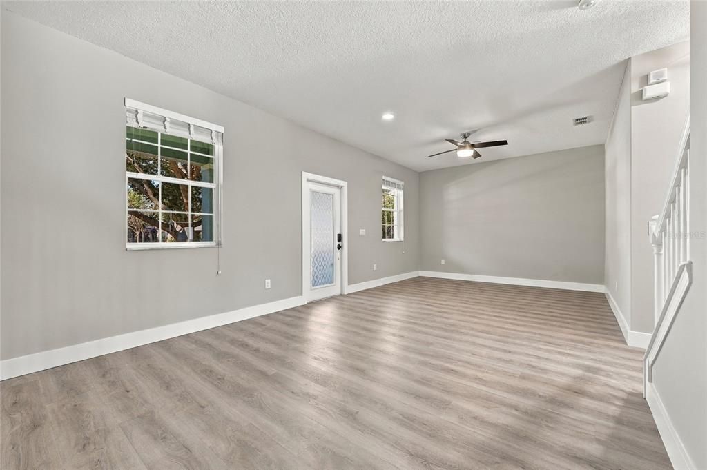 For Sale: $464,999 (3 beds, 2 baths, 1751 Square Feet)