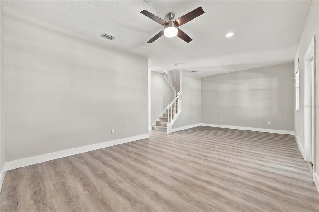 For Sale: $464,999 (3 beds, 2 baths, 1751 Square Feet)