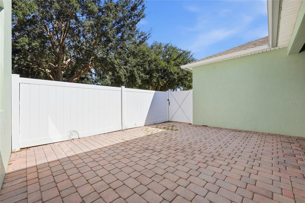 For Sale: $464,999 (3 beds, 2 baths, 1751 Square Feet)